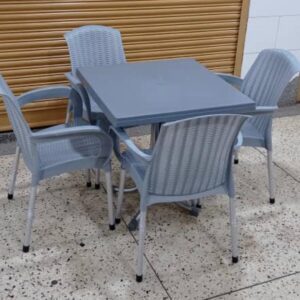 comfortable family dining chair