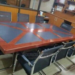 functional 4 person meeting table