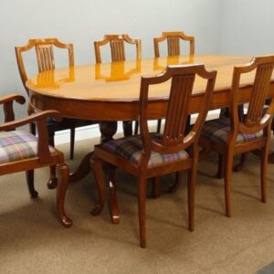 luxury mahogany plush seating