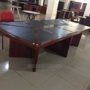 modern 8 seat boardroom table