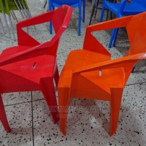 modern stable leg chair