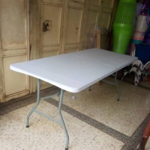 portable plastic dining table