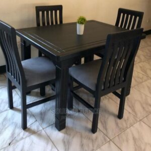 stylish everyday home dining