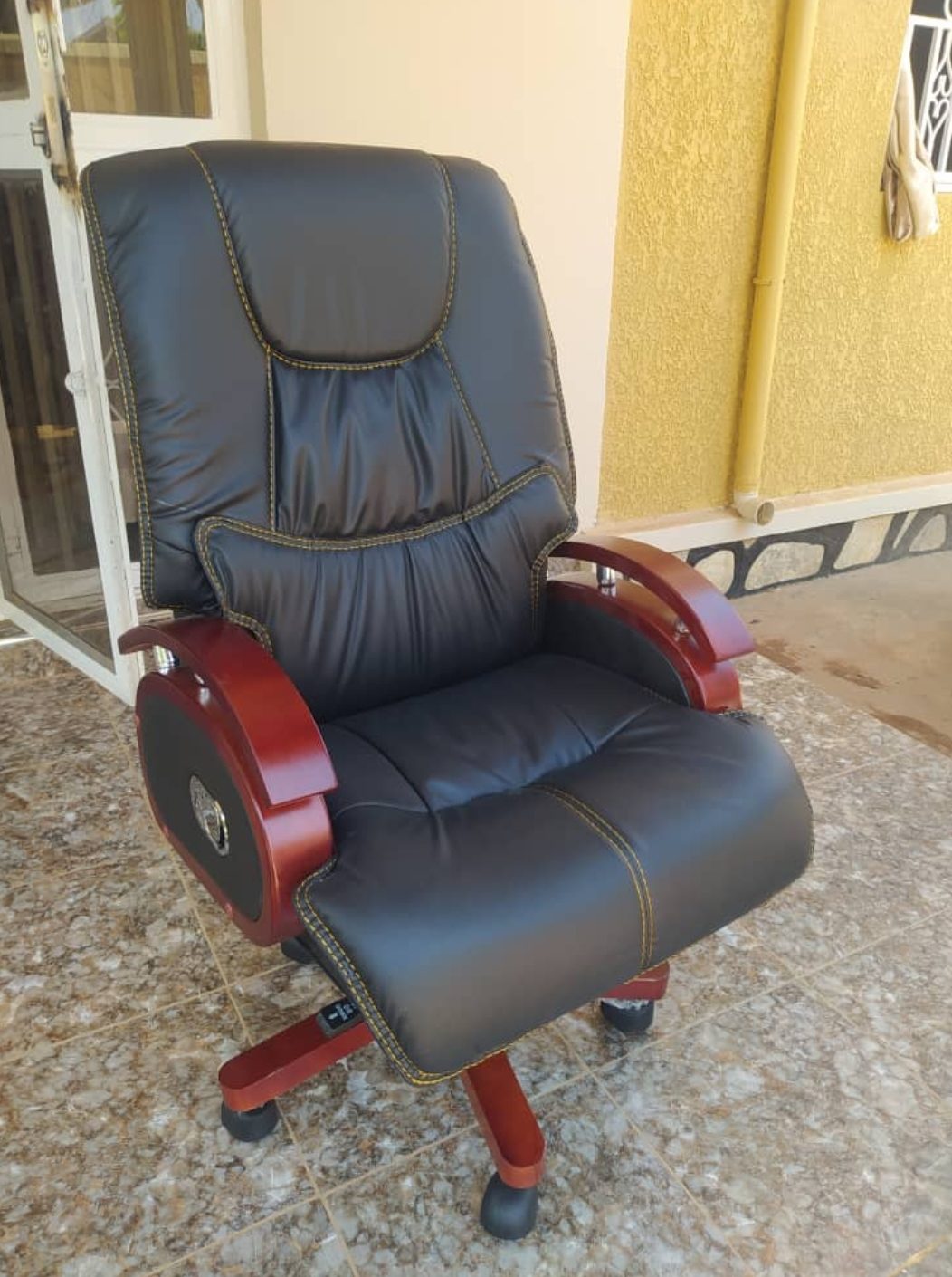 boardroom visitor leather chair boardroom visitor leather chair