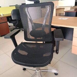 durable director mesh chair