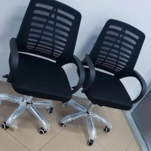 durable office chair for daily use