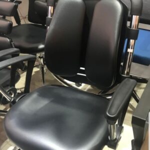 luxury office chair with footrest