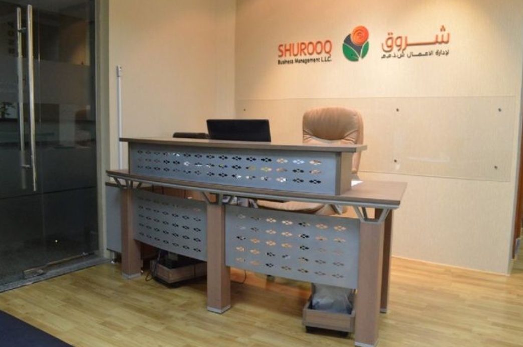 professional-office-reception-table-design Modern Business Reception Desk Uganda Corporate Use - Image 1