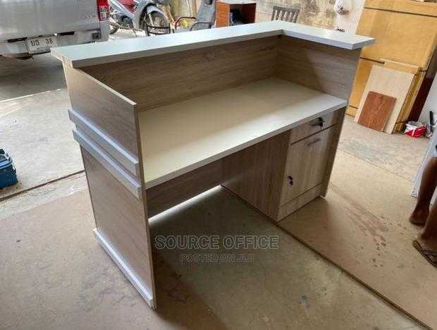 reception-counter-for-high-traffic-offices Stylish Corporate Reception Counter Desk with Clean Finish Uganda - Image 1