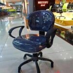 soft touch manager office chair