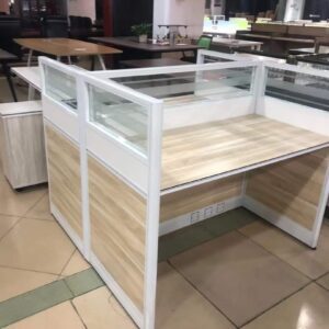 workstation with locking drawers