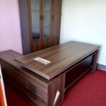 Commercial 1400mm Executive Office Desk Contemporary Finish