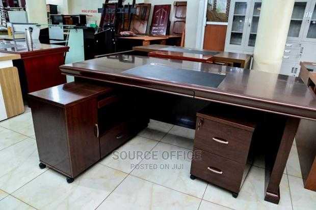 contemporary-1400mm-executive-office-desk-space-saving Contemporary 1400mm Executive Office Desk Space Saving - Image 1