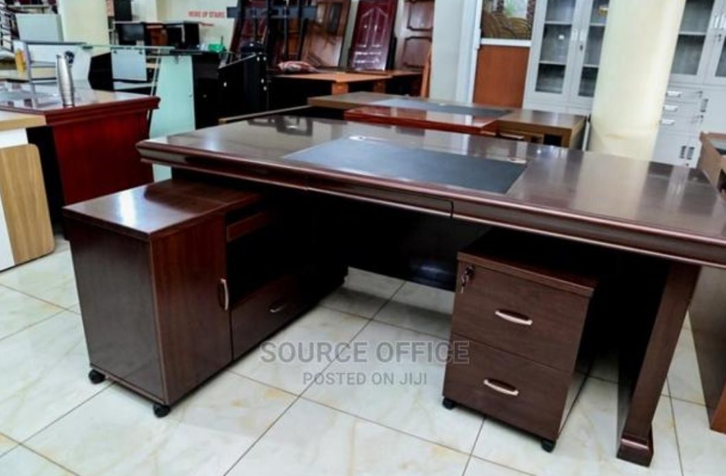 corporate-1400mm-executive-office-desk-with-cable-management Corporate 1400mm Executive Office Desk with Cable Management - Image 1