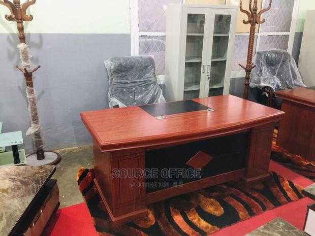 elegant-1400mm-executive-office-desk-with-lockable-storage Elegant 1400mm Executive Office Desk with Lockable Storage - Image 1