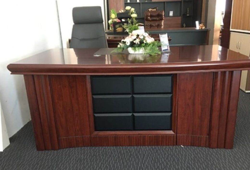 elite-1400mm-executive-office-desk-for-executive-suites Elite 1400mm Executive Office Desk for Executive Suites - Image 1