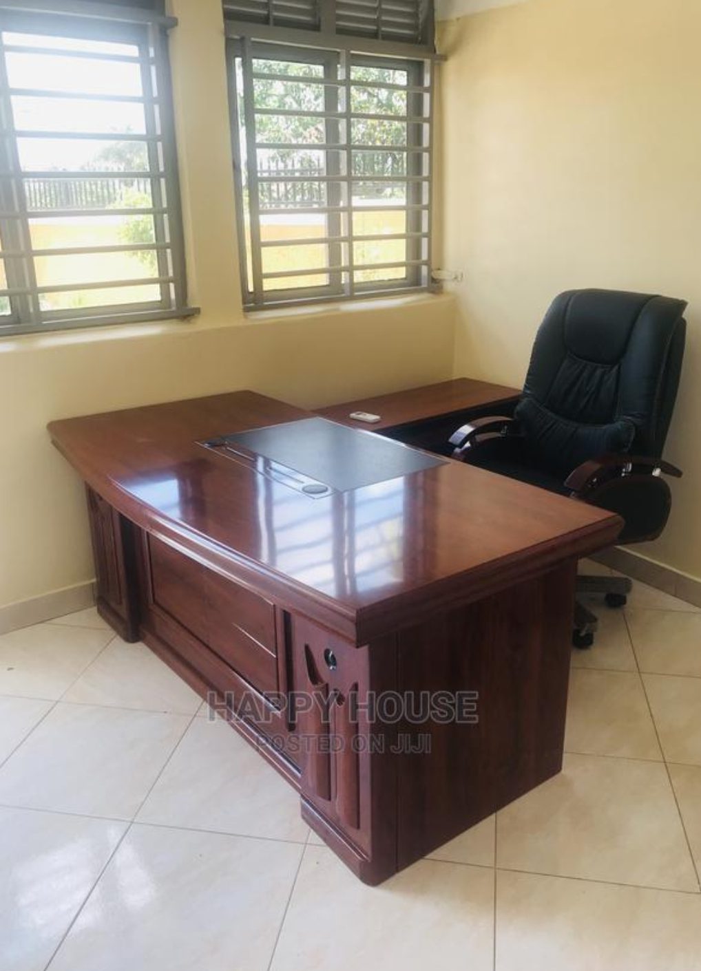 elite-1400mm-executive-office-desk-for-managers Elite 1400mm Executive Office Desk for Managers - Image 1