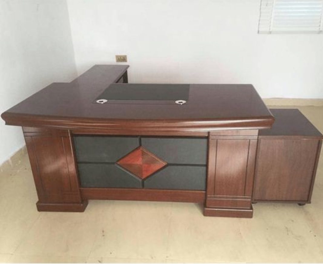 elite-1400mm-executive-office-desk-with-cable-management Elite 1400mm Executive Office Desk with Cable Management - Image 1