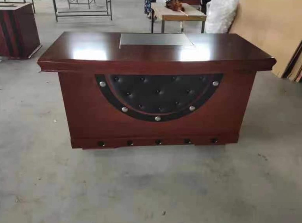 exclusive-1400mm-executive-office-desk-with-mobile-pedestal Exclusive 1400mm Executive Office Desk with Mobile Pedestal - Image 1