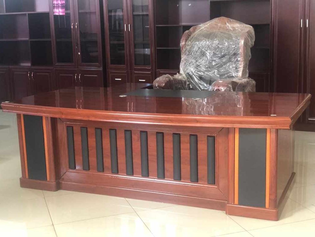 exclusive-1400mm-executive-office-desk-with-storage-drawers Exclusive 1400mm Executive Office Desk with Storage Drawers - Image 1