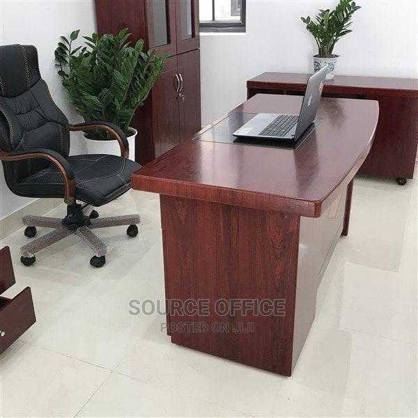 professional-1400mm-executive-office-desk-for-corporate-offices Professional 1400mm Executive Office Desk for Corporate Offices - Image 1