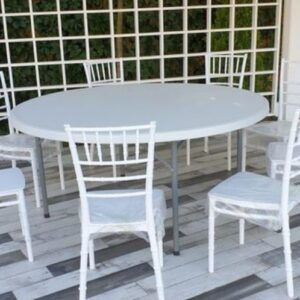 18 person banquet table hotel