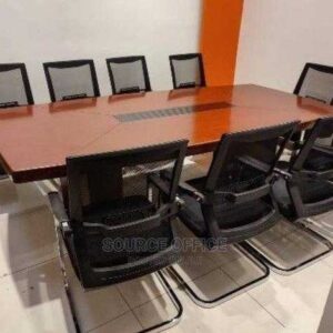 collaborative 8 seat boardroom table