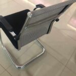 durable black mesh guest chair