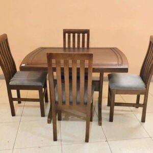 durable everyday family dining