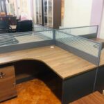 durable growing business desk