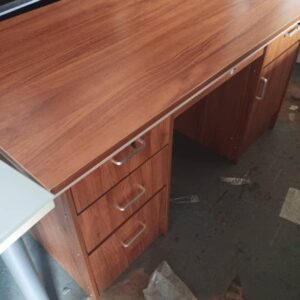 durable mdf office desk lockable