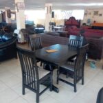 elegant open plan family table