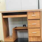 executive writing desk smooth drawers