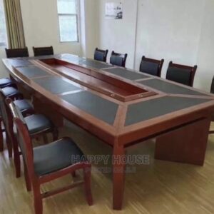 functional 18 seater collaboration table