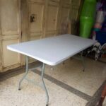 portable plastic dining table