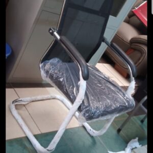 sleek mid back office chair