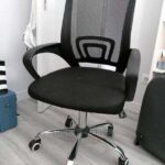 black executive mesh office chair