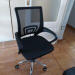 breathable rolling office chair