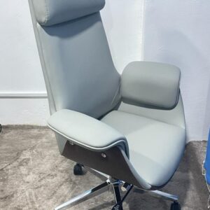 contemporary boardroom chair