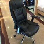 contemporary swivel office chair