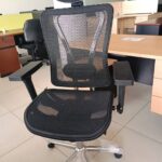 durable director mesh chair
