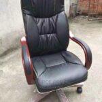 ergonomic brown executive chair