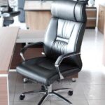 executive chair with smooth rolling wheels