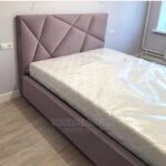 executive tufted bed