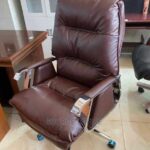 extra wide executive office chair