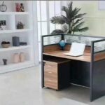 shared desk with glass privacy panels