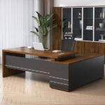 Contemporary 1400mm Executive Office Desk Contemporary Finish