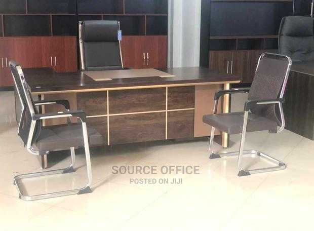 contemporary-1400mm-executive-office-desk-for-corporate-offices Contemporary 1400mm Executive Office Desk for Corporate Offices - Image 1