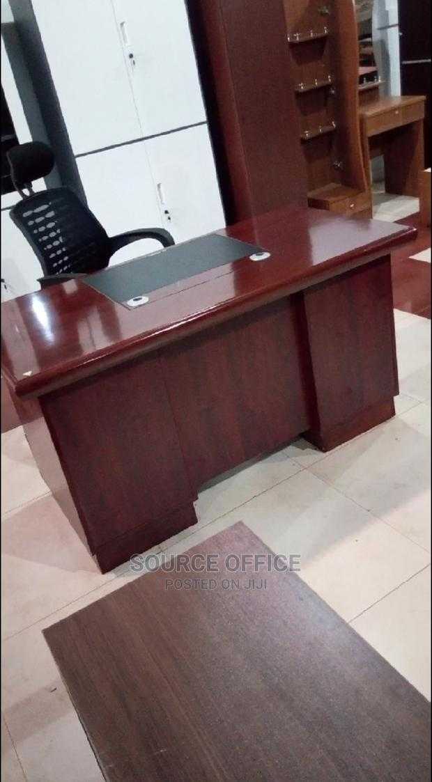 contemporary-1400mm-executive-office-desk-with-storage-drawers Contemporary 1400mm Executive Office Desk with Storage Drawers - Image 1