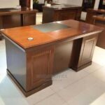 Elegant 1400mm Executive Office Desk for Directors
